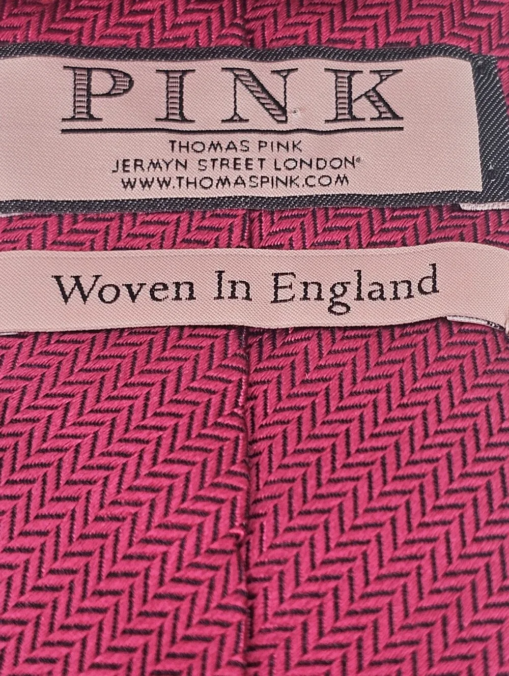 Thomas Pink Jermyn Street London England Silk Tie Magenta Pink Luxury Workwear